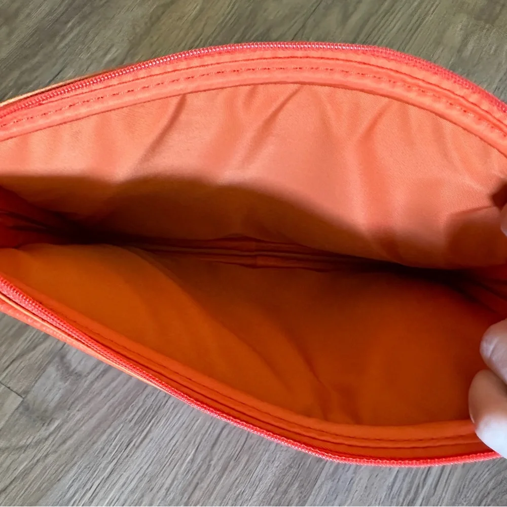 TORY BURCH - padded zip sleeve - orange w/stripe For ipad